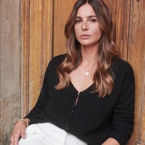 ✨✨SOLD✨✨Sezane Barry Sweater Soldout 2017